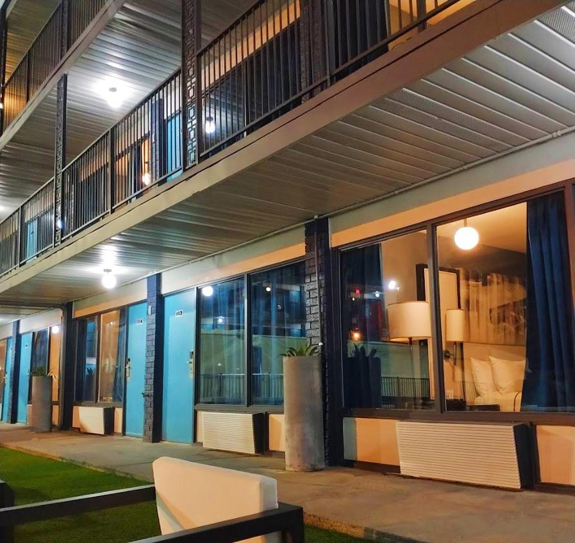 Bposhtels Houston Hostel Bagian luar foto