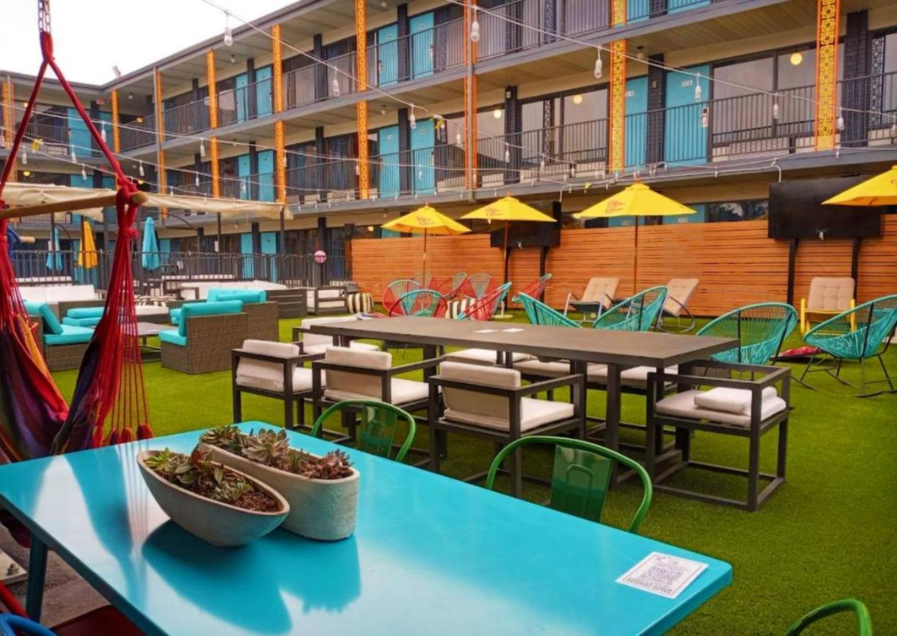 Bposhtels Houston Hostel Bagian luar foto