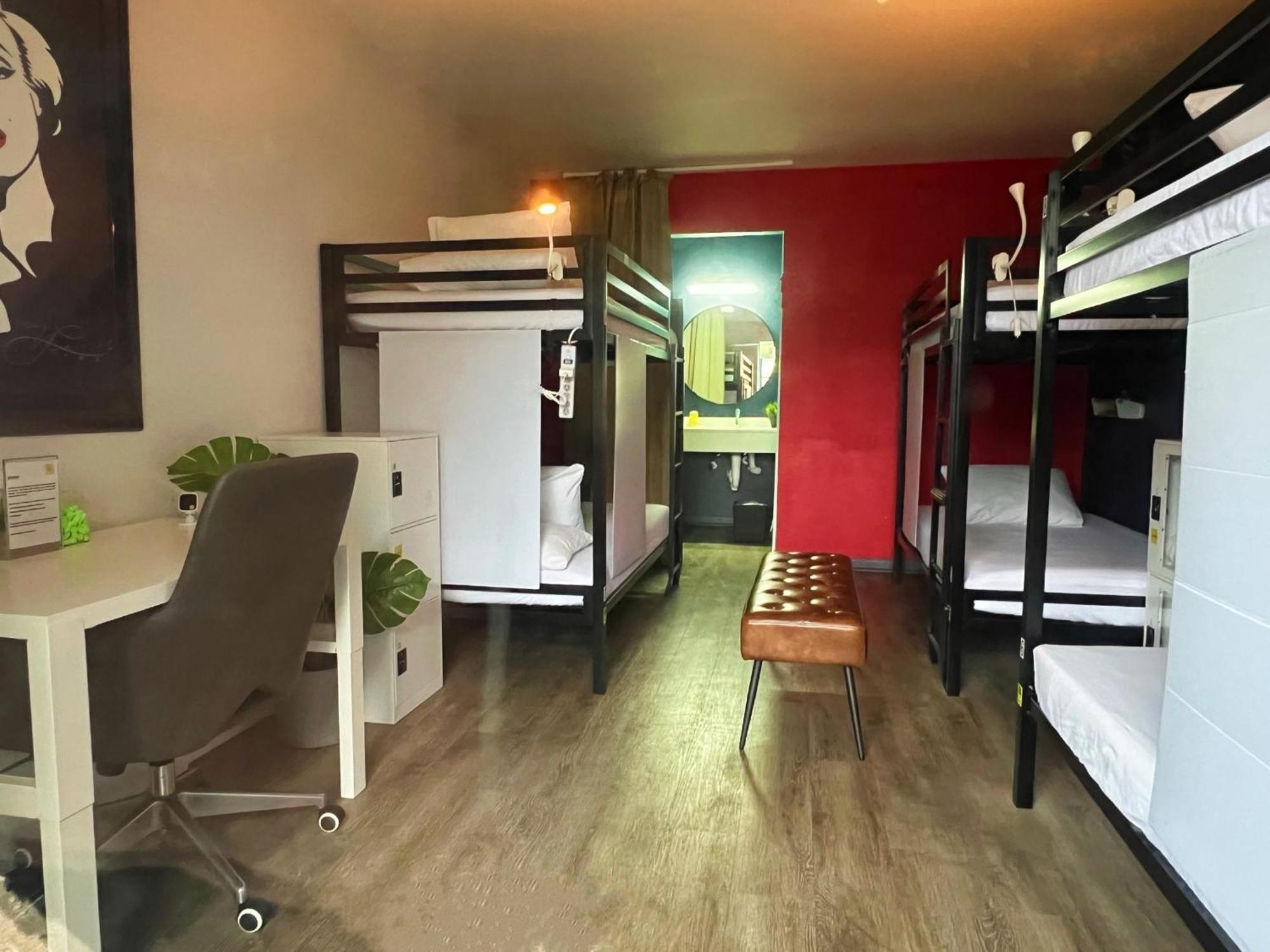 Bposhtels Houston Hostel Bagian luar foto