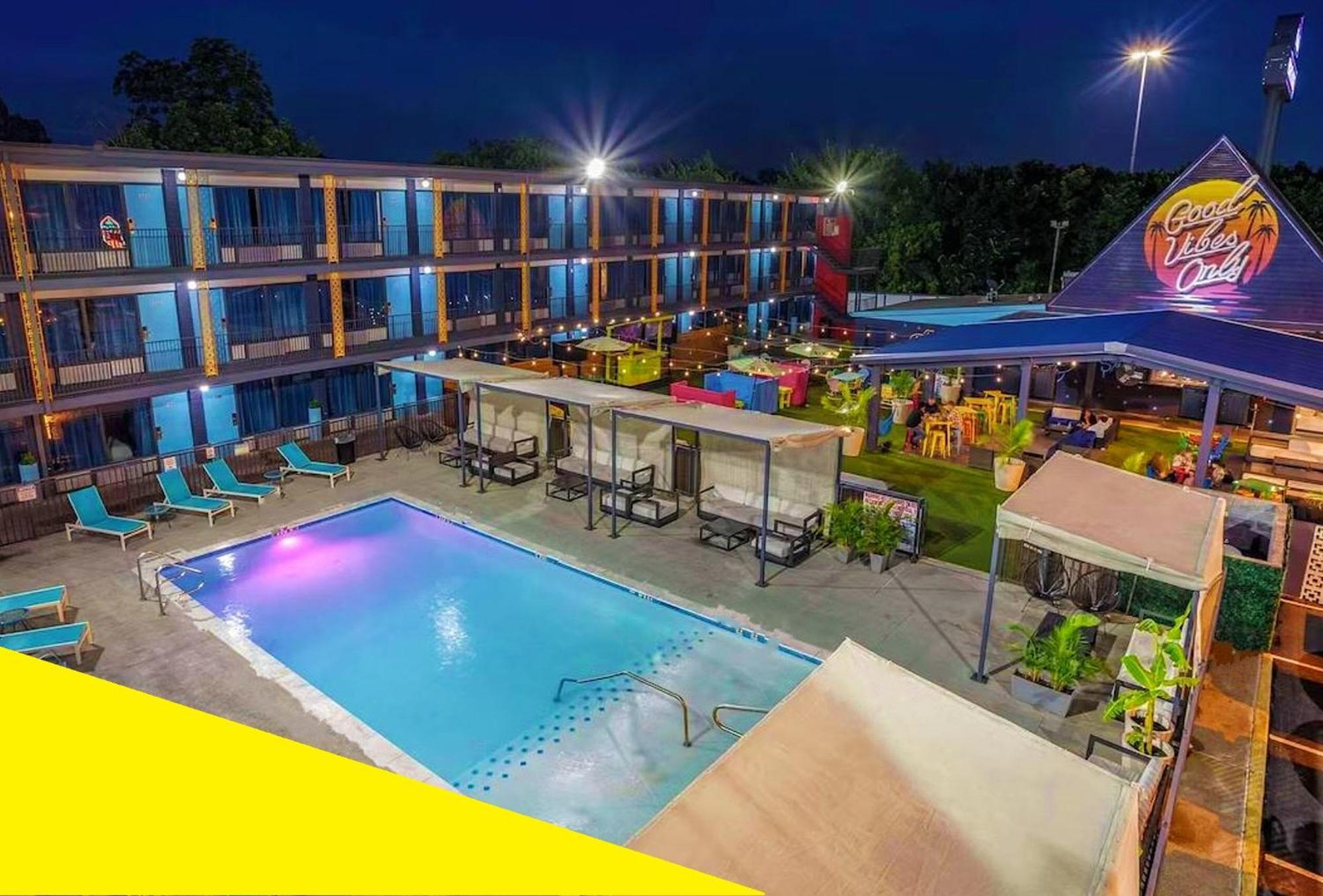 Bposhtels Houston Hostel Bagian luar foto